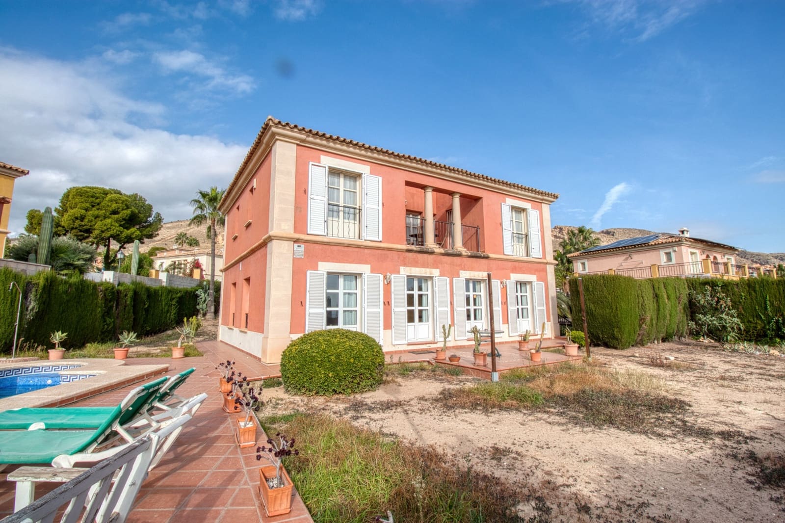 4 bedroom Villa for sale in Benidorm with pool garage - € 690,000 (Ref: 9511822)