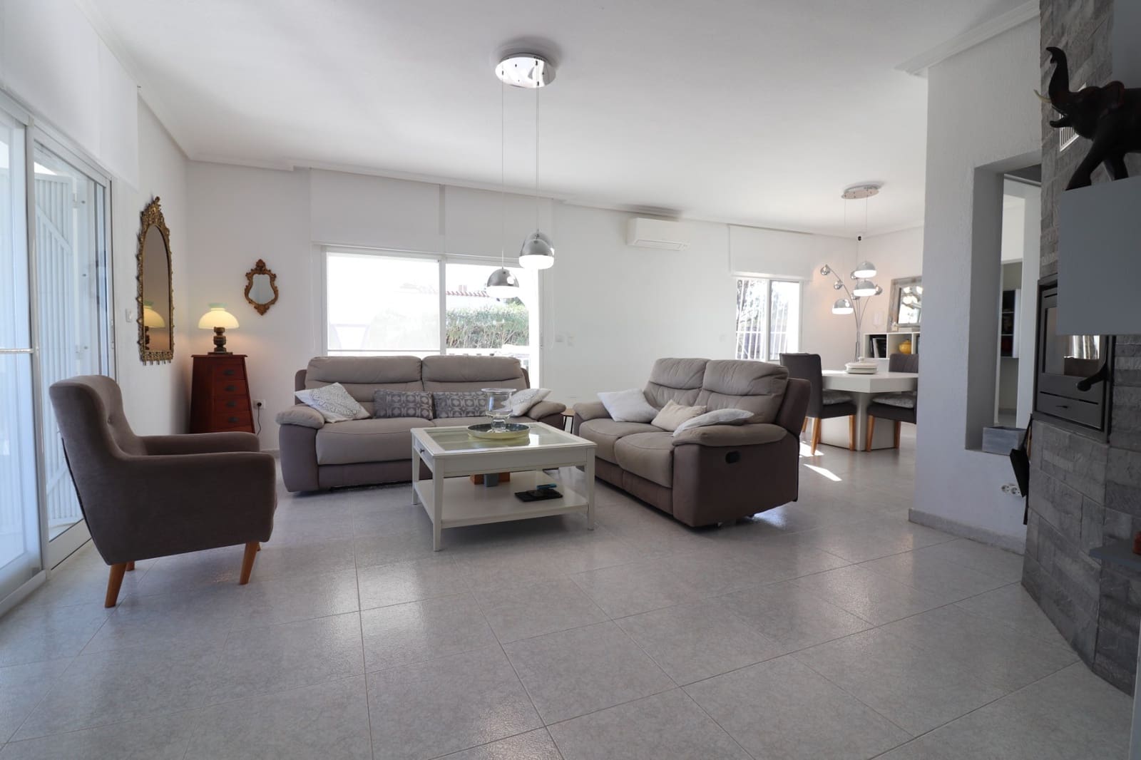 4 camera da letto Villa in vendita in Algorfa con piscina garage - 465.000 € (Rif: 9511829)