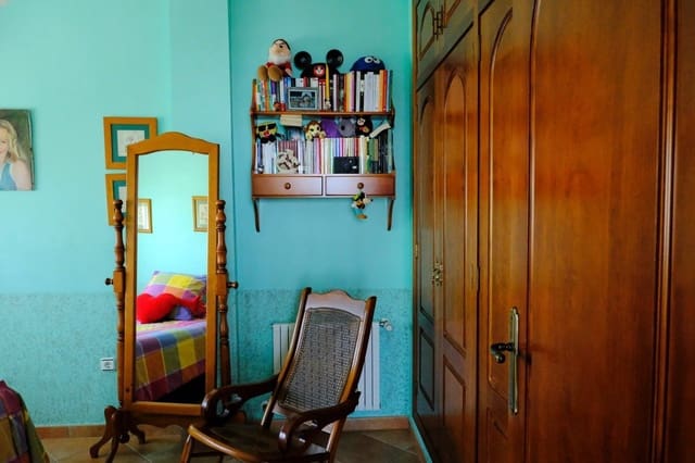 Chalet de 5 habitaciones en Desamparados - Hurchillo - Torremendo, Orihuela en venta con piscina garaje - 675.000 € (Ref: 9511836)