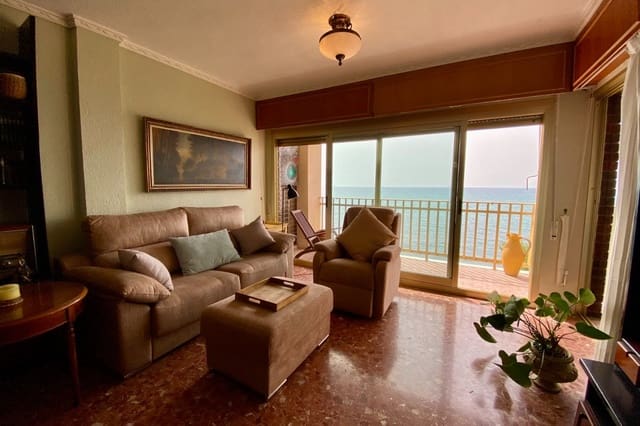 Apartamento Playa de 3 habitaciones en Las Piscinas Naturales, Torrevieja en venta con piscina - 497.000 € (Ref: 9512156)