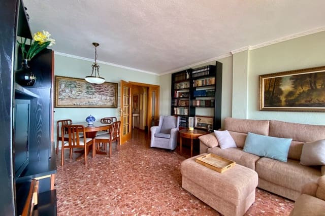 Apartamento Playa de 3 habitaciones en Las Piscinas Naturales, Torrevieja en venta con piscina - 497.000 € (Ref: 9512156)