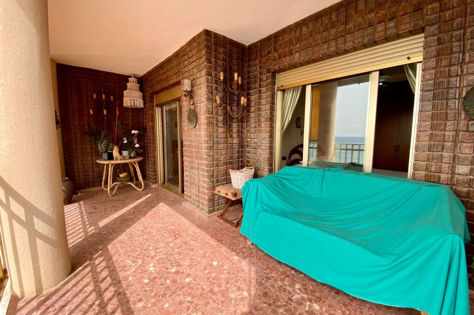 3 sypialnia Apartament przy plaży na sprzedaż w Torrevieja z basenem - 497 000 € (Ref: 9512156)