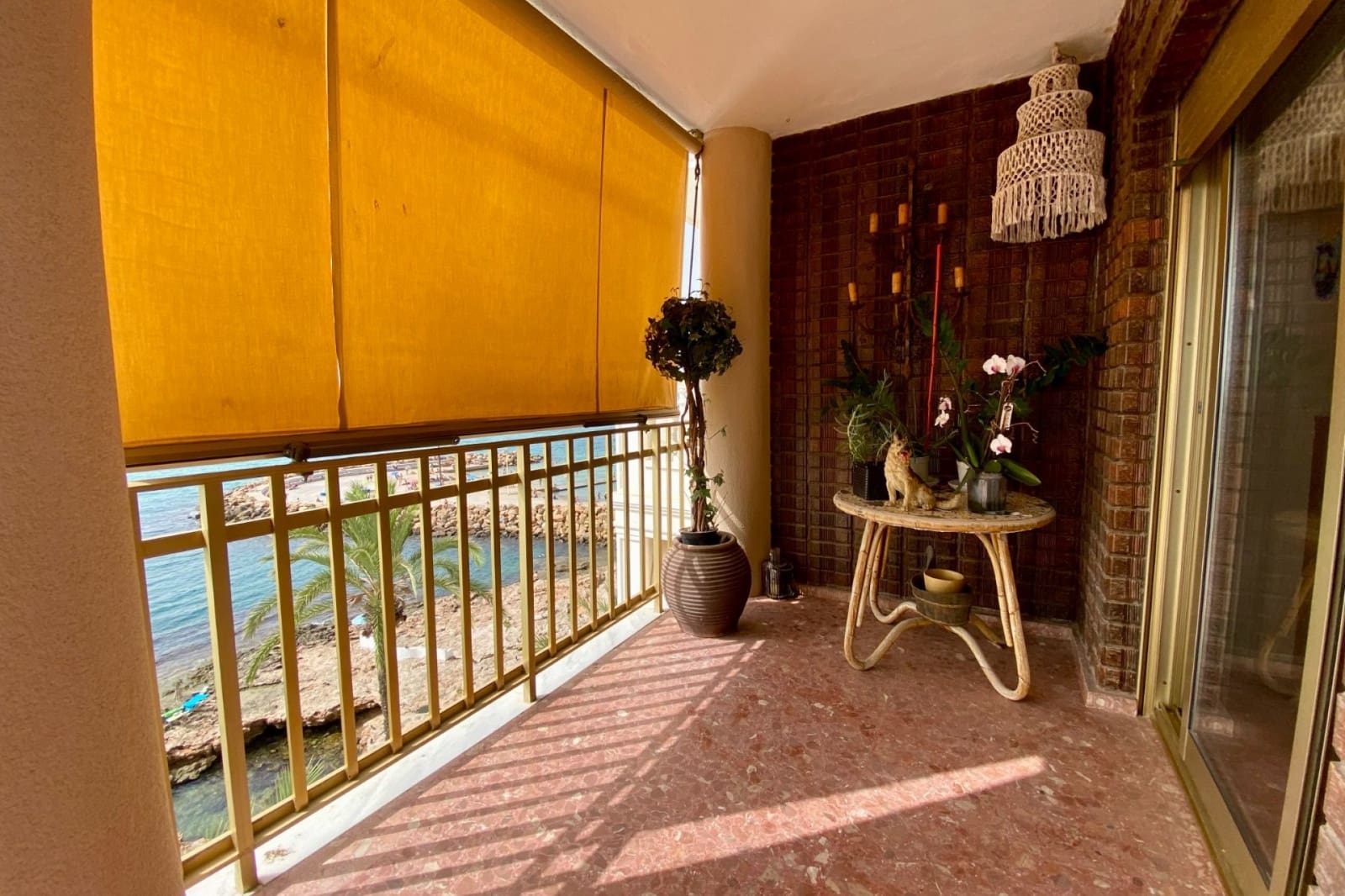 3 sypialnia Apartament przy plaży na sprzedaż w Torrevieja z basenem - 497 000 € (Ref: 9512156)