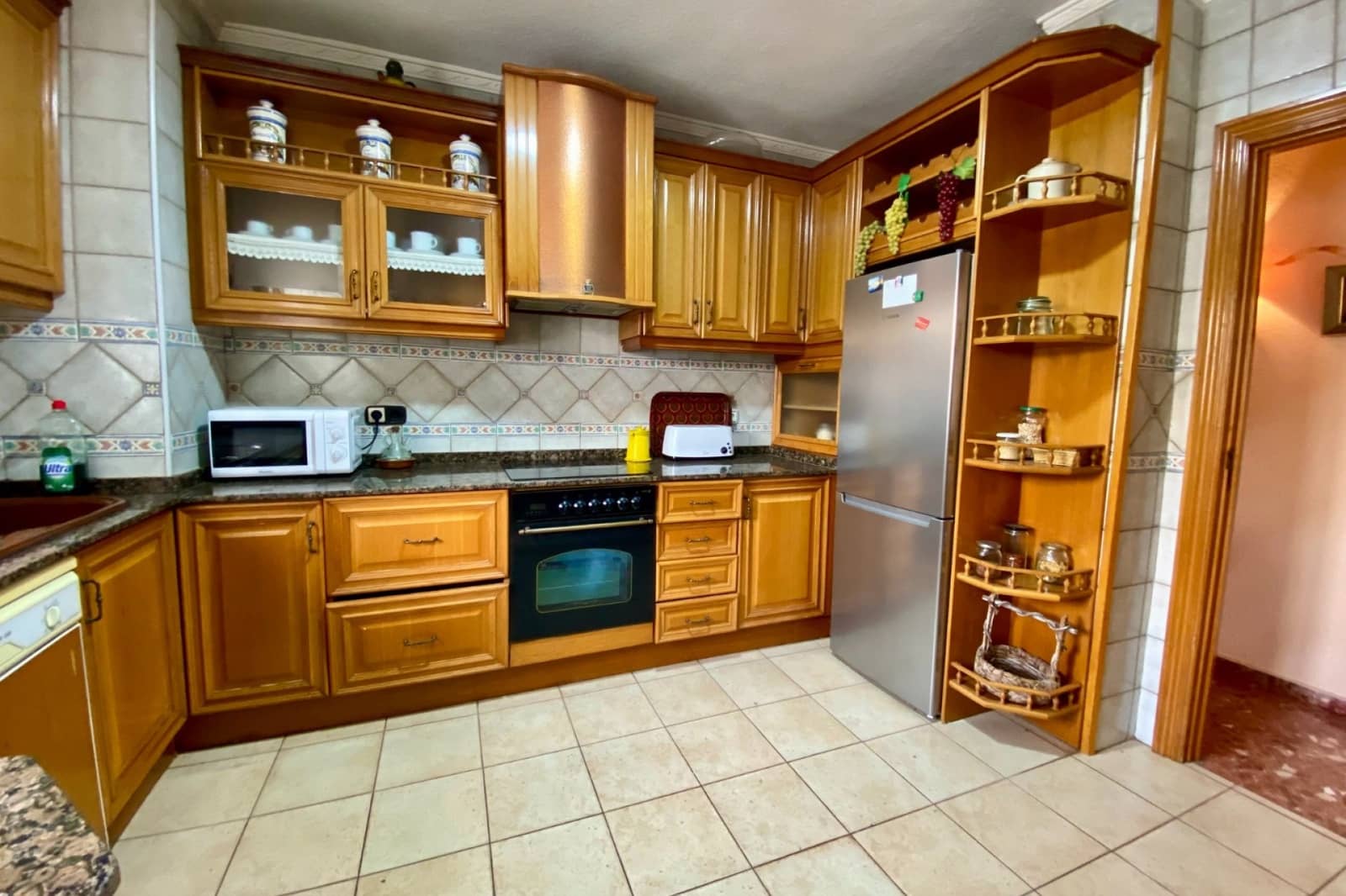 3 sypialnia Apartament przy plaży na sprzedaż w Torrevieja z basenem - 497 000 € (Ref: 9512156)