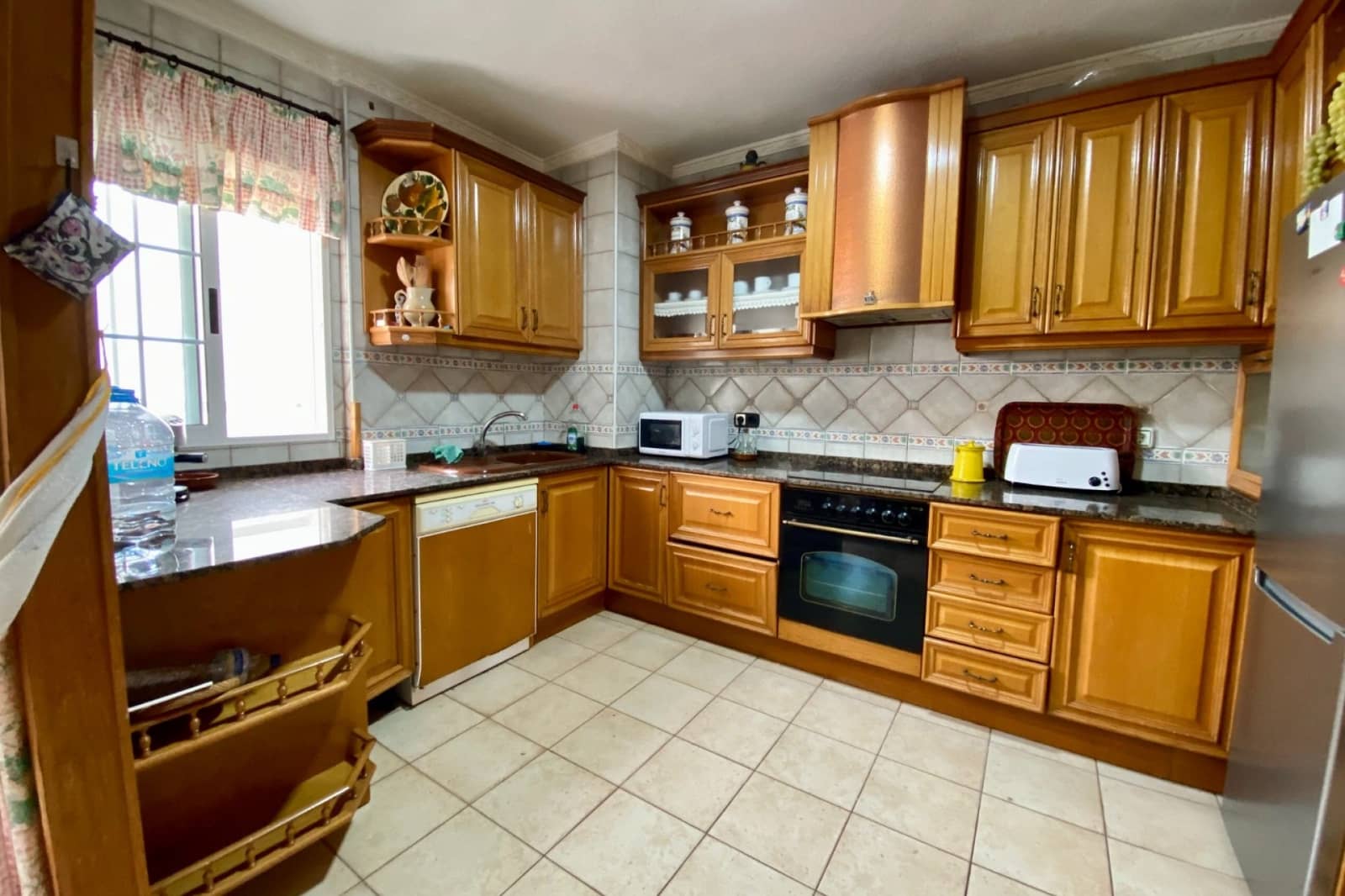 3 sypialnia Apartament przy plaży na sprzedaż w Torrevieja z basenem - 497 000 € (Ref: 9512156)