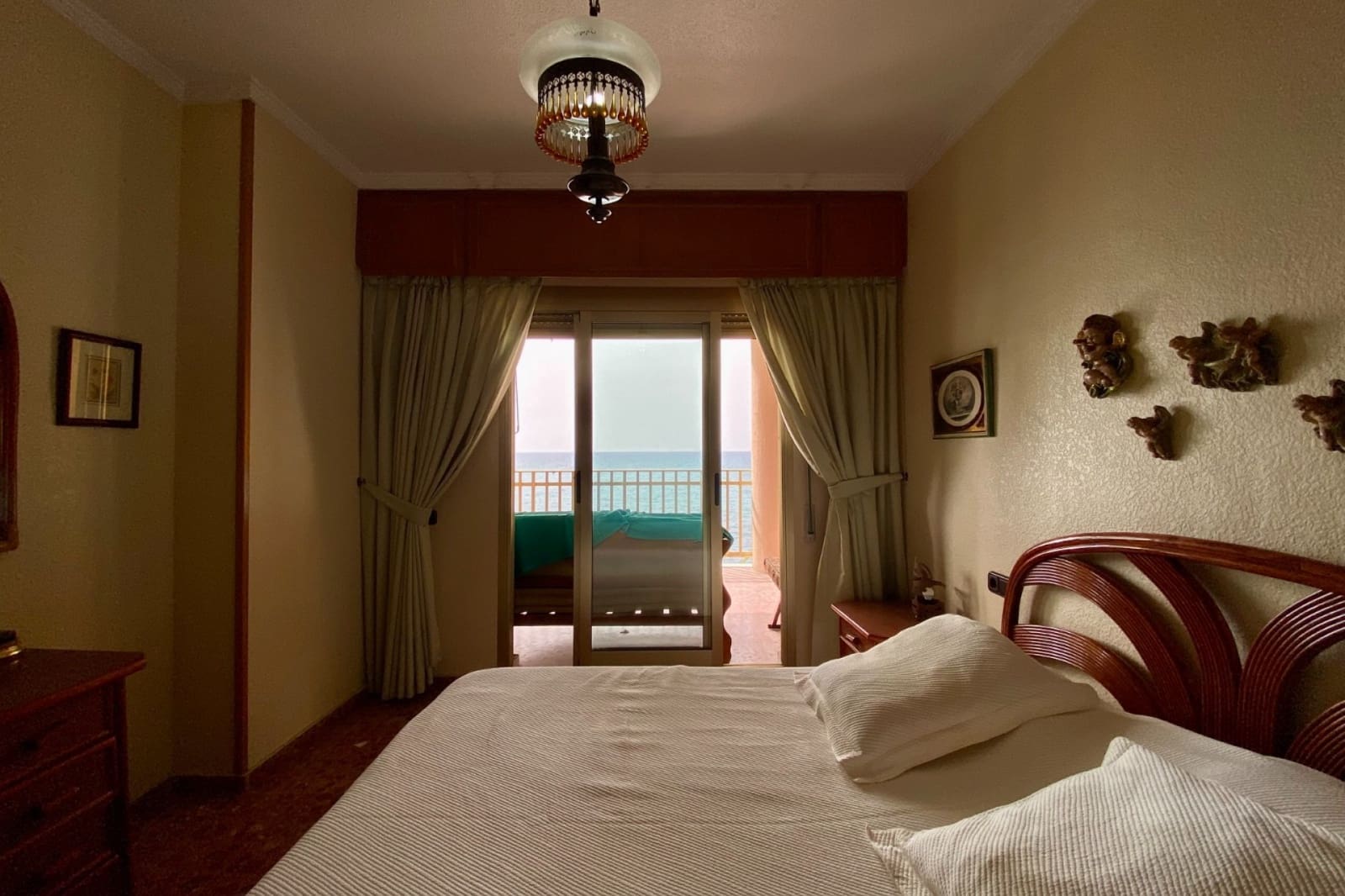 3 sypialnia Apartament przy plaży na sprzedaż w Torrevieja z basenem - 497 000 € (Ref: 9512156)