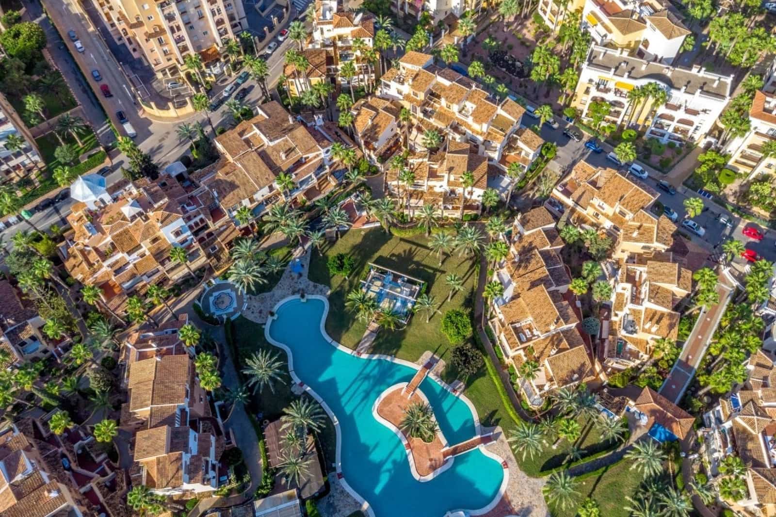 3 soverom Penthouse til salgs i Torrevieja med svømmebasseng garasje - € 349 000 (Ref: 9512158)