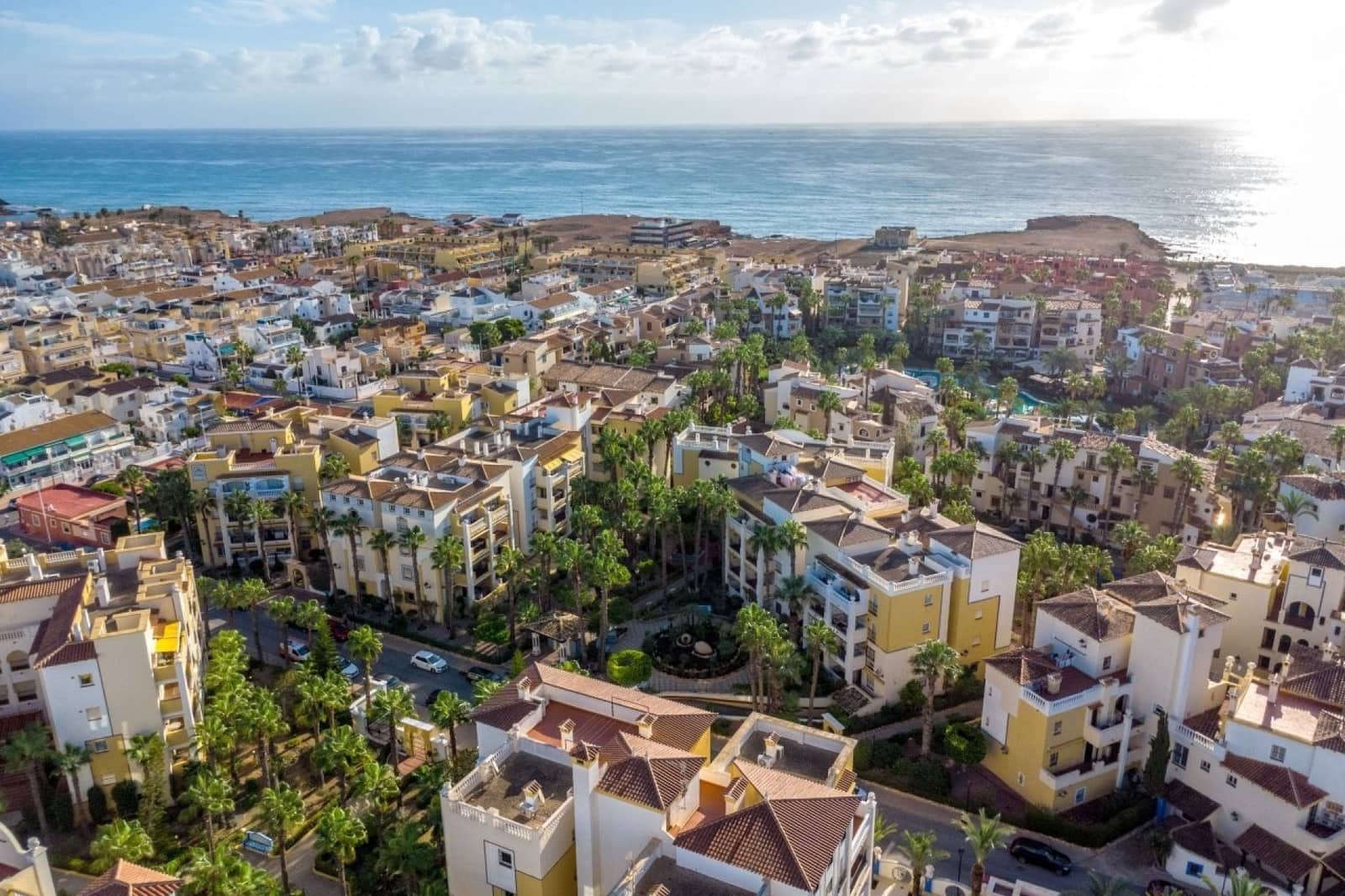 3 soverom Penthouse til salgs i Torrevieja med svømmebasseng garasje - € 349 000 (Ref: 9512158)