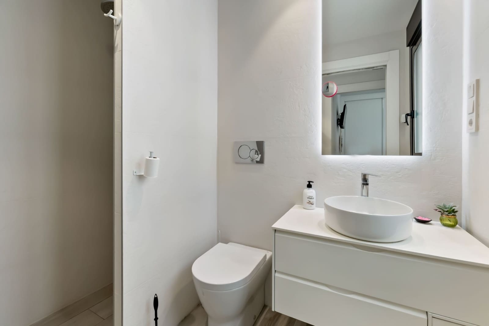 Apartamento de 3 habitaciones en Torrevieja en venta con piscina - 299.900 € (Ref: 9512159)