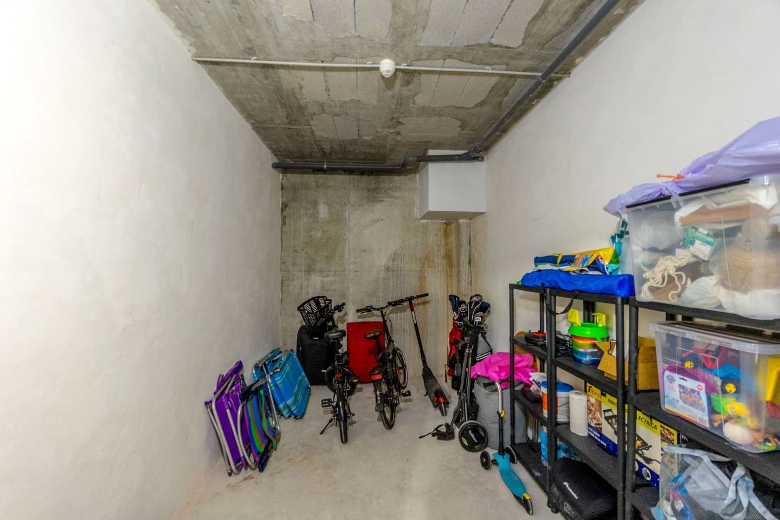 Apartamento de 3 habitaciones en Torrevieja en venta con piscina - 299.900 € (Ref: 9512159)