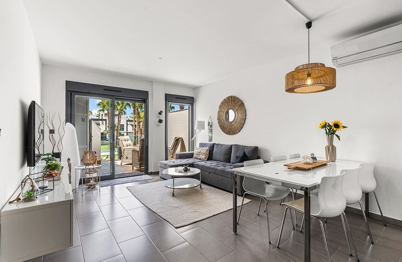 2 sypialnia Penthouse na sprzedaż w La Zenia z basenem garażem - 319 000 € (Ref: 9512164)