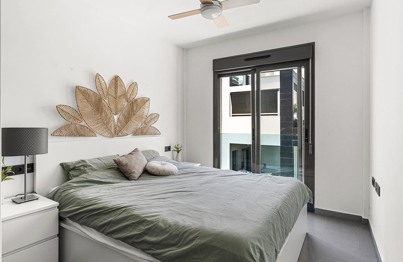 2 sypialnia Penthouse na sprzedaż w La Zenia z basenem garażem - 319 000 € (Ref: 9512164)