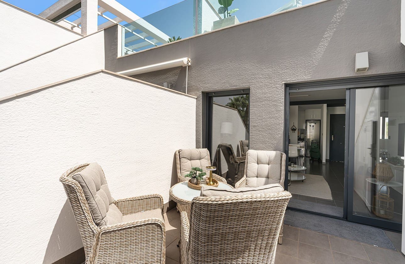 2 sypialnia Penthouse na sprzedaż w La Zenia z basenem garażem - 319 000 € (Ref: 9512164)