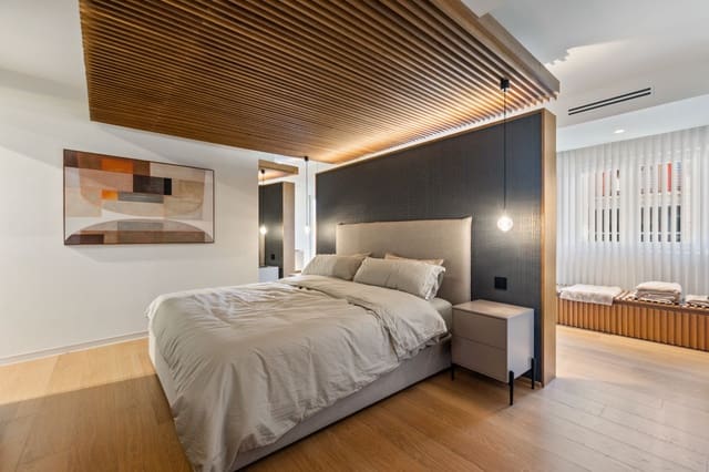 2 bedroom Penthouse for sale in Centro - Muelle Pesquero, Torrevieja - € 349,000 (Ref: 9512170)