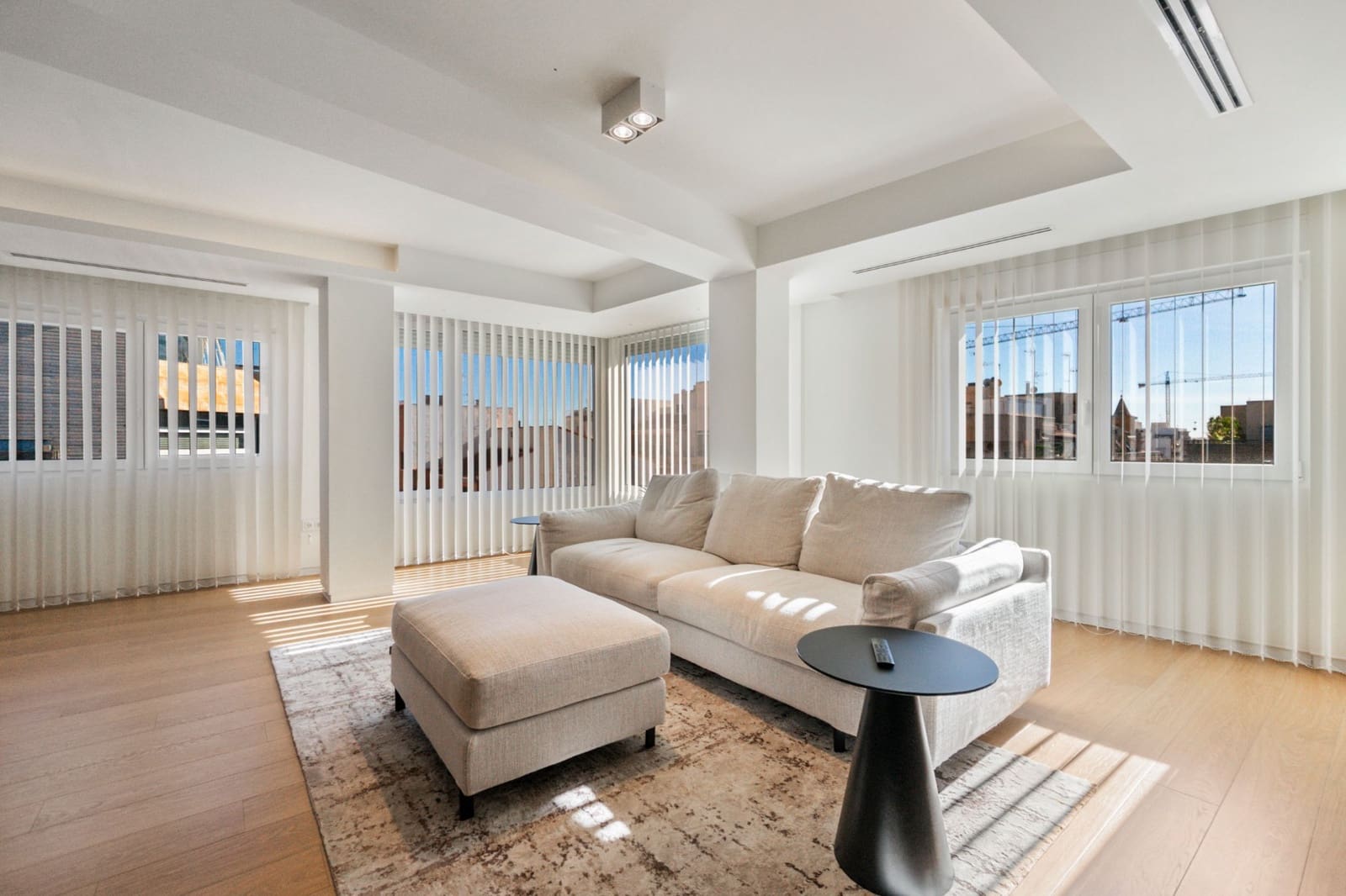 2 bedroom Penthouse for sale in Torrevieja - € 349,000 (Ref: 9512170)