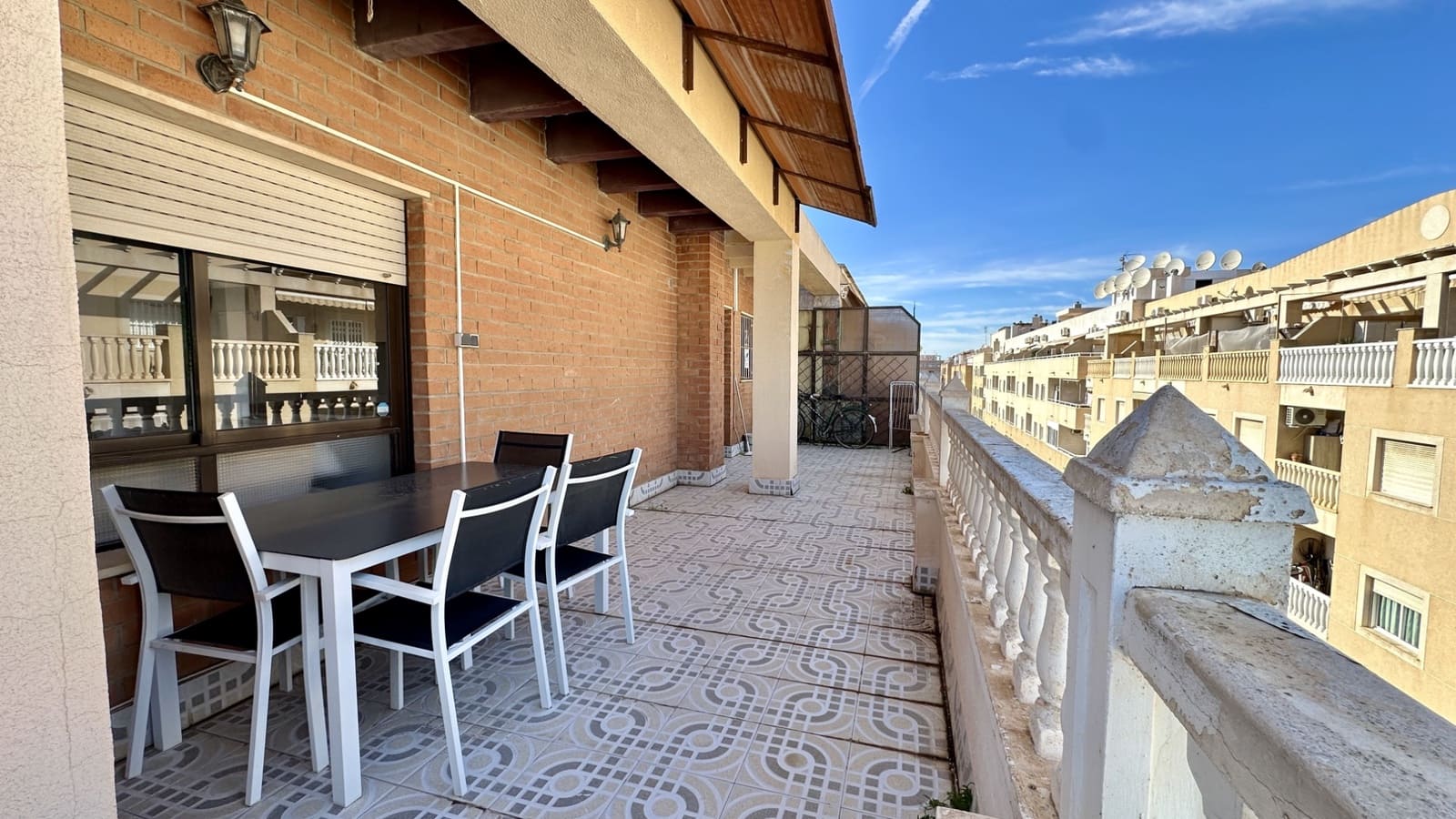 1 slaapkamer Appartement te koop in Torrevieja - € 145.000 (Ref: 9512171)