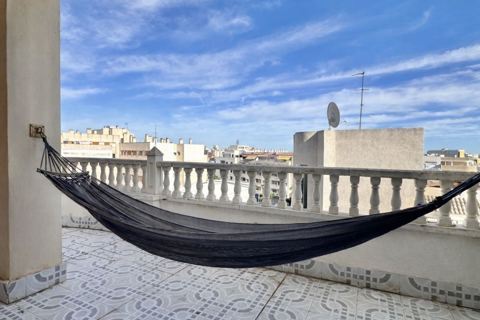 Apartamento de 1 habitación en Torrevieja en venta - 139.900 € (Ref: 9512171)