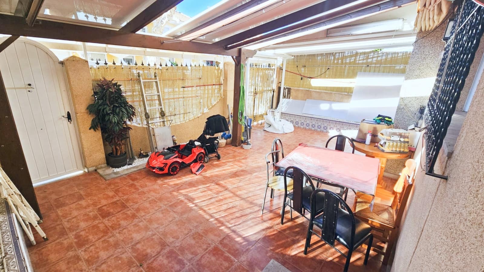 6 sypialnia Willa na sprzedaż w Los Alcazares z garażem - 250 000 € (Ref: 9512173)