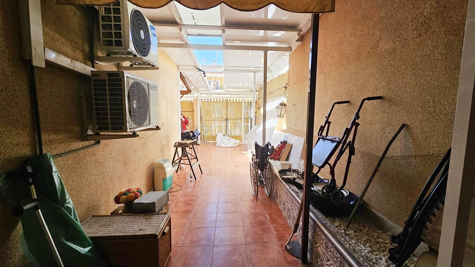 6 sypialnia Willa na sprzedaż w Los Alcazares z garażem - 250 000 € (Ref: 9512173)