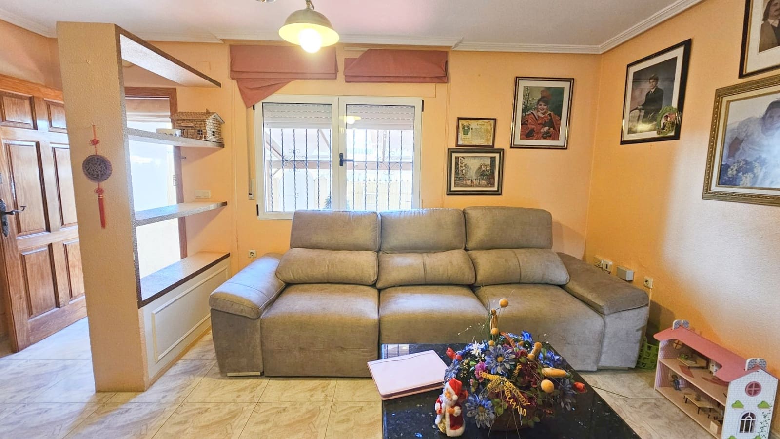 6 sypialnia Willa na sprzedaż w Los Alcazares z garażem - 250 000 € (Ref: 9512173)