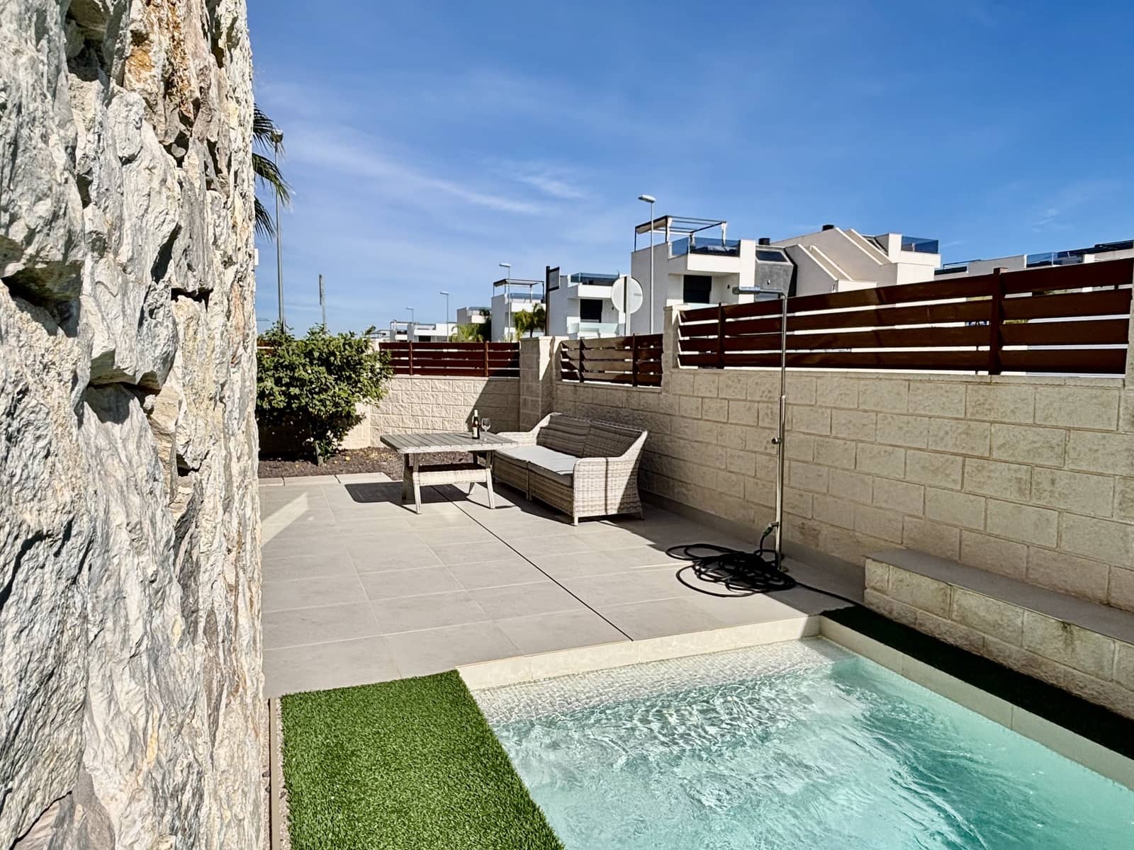 3 bedroom Villa for sale in Benijofar - € 395,000 (Ref: 9512240)