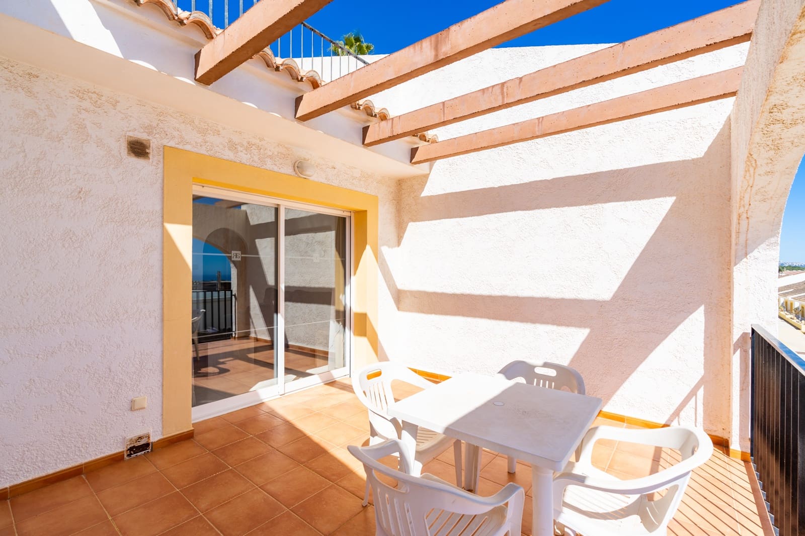 1 sovrum Lägenhet till salu i Calpe / Calp med pool - 185 000 € (Ref: 9512578)