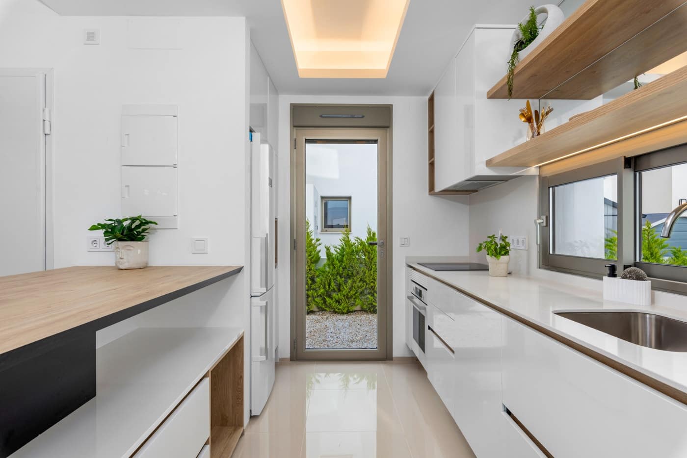 3 sypialnia Willa na sprzedaż w Los Alcazares z basenem garażem - 544 841 € (Ref: 9512698)