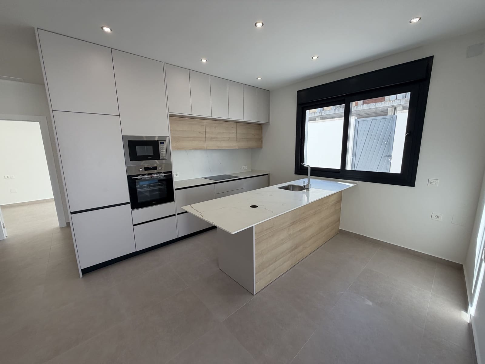 3 sypialnia Willa na sprzedaż w Heredades z basenem garażem - 359 900 € (Ref: 9512748)
