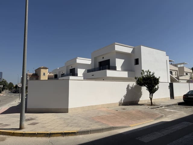 3 soveværelse Villa til salg i Heredades, Almoradí med swimmingpool garage - € 359.900 (Ref: 9512748)