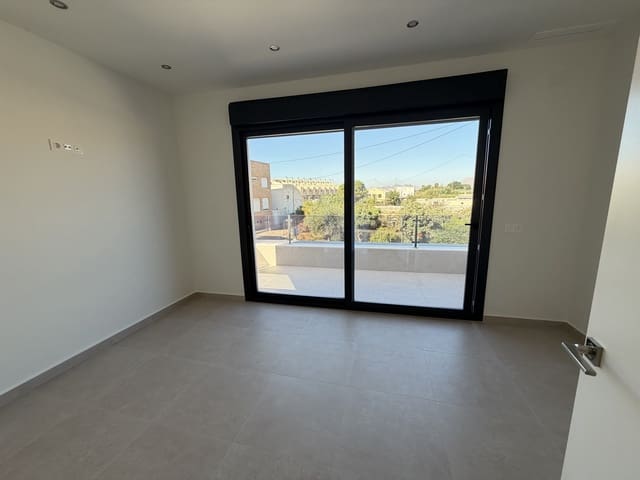 3 soveværelse Villa til salg i Heredades, Almoradí med swimmingpool garage - € 359.900 (Ref: 9512748)