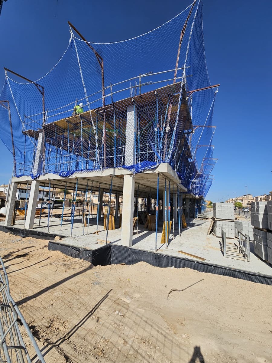 2 sovrum Lägenhet till salu i Torre de la Horadada med pool - 375 000 € (Ref: 9512799)