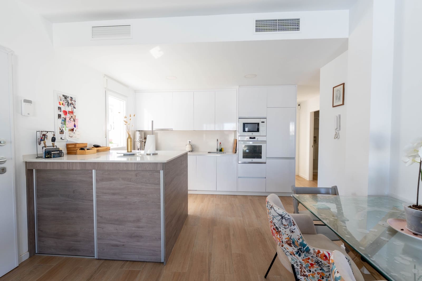 Chalet de 3 habitaciones en Avileses en venta - 289.000 € (Ref: 9512949)