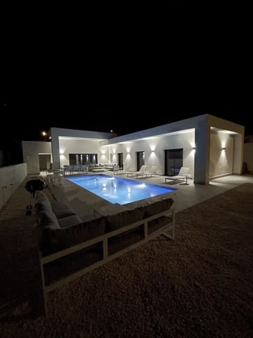 3 sovrum Villa till salu i La Romana - 360 000 € (Ref: 9513047)