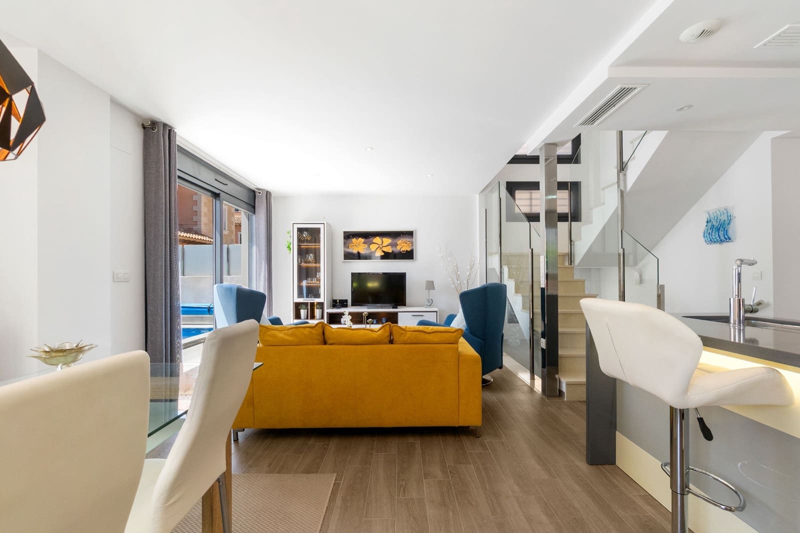 5 chambre Villa/Maison à vendre à Aguas Nuevas avec piscine - 439 000 € (Ref: 9518592)