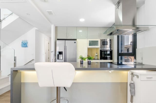 5 chambre Villa/Maison à vendre à Aguas Nuevas, Torrevieja avec piscine - 439 000 € (Ref: 9518592)