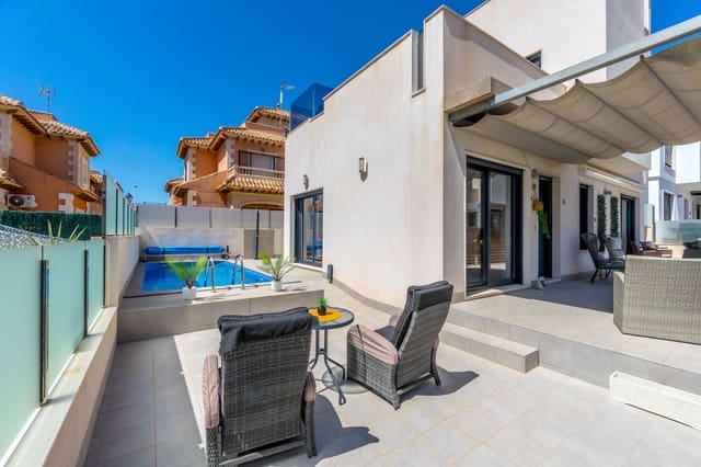 5 chambre Villa/Maison à vendre à Aguas Nuevas, Torrevieja avec piscine - 439 000 € (Ref: 9518592)