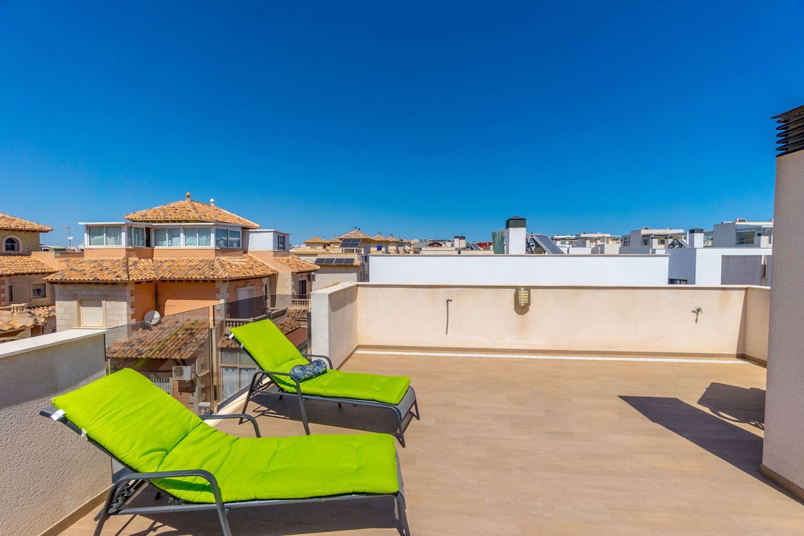 5 chambre Villa/Maison à vendre à Aguas Nuevas avec piscine - 439 000 € (Ref: 9518592)