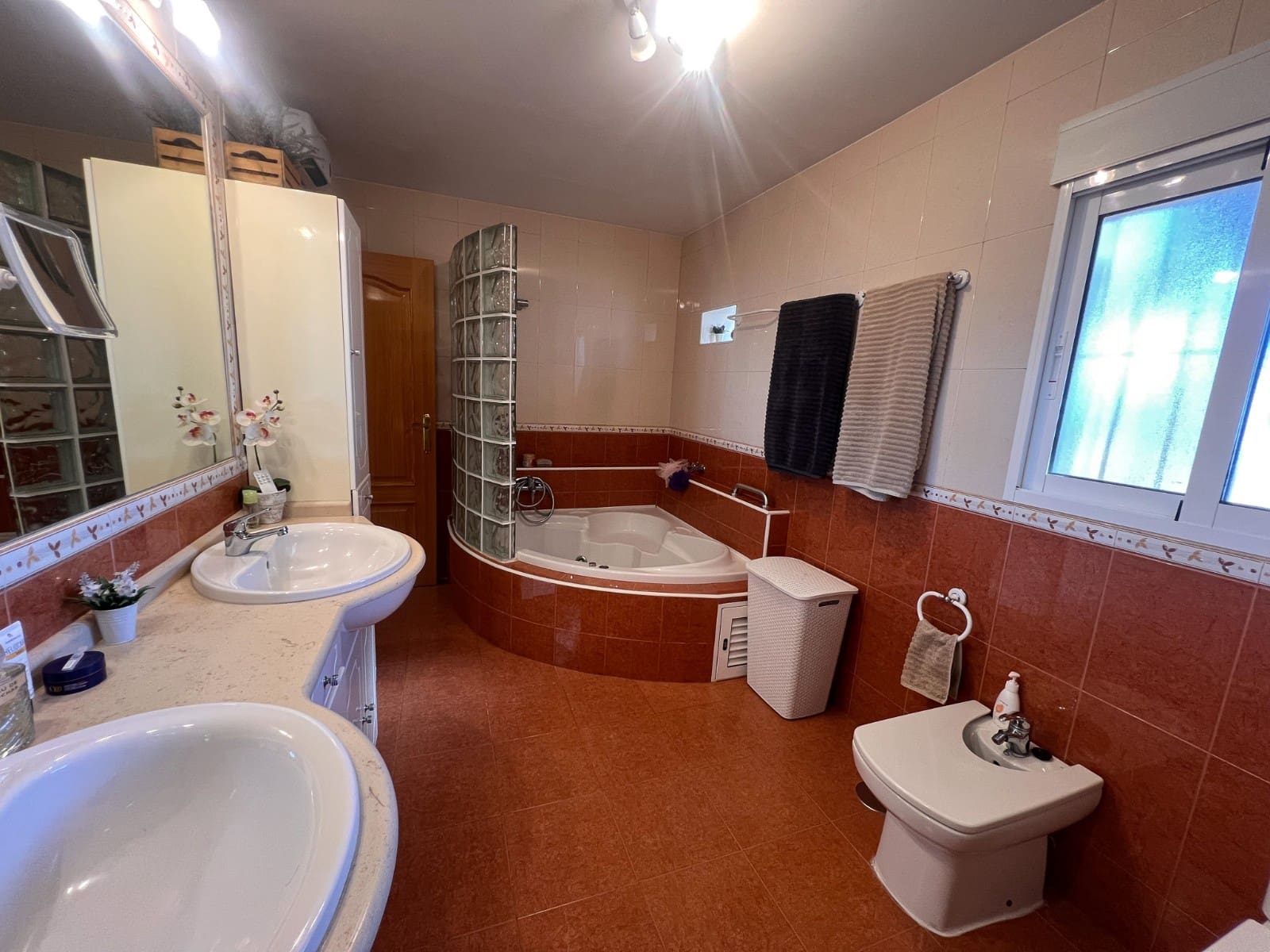 6 bedroom Finca/Country House for sale in Alicante / Alacant city with pool garage - € 659,500 (Ref: 9518601)