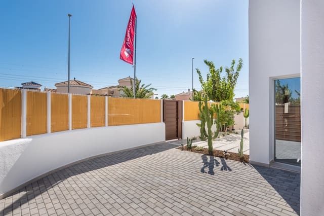 3 sovrum Semi-fristående Villa till salu i Las Lomas de Rame - Bahía Bella, Los Alcázares med garage - 399 900 € (Ref: 9518631)
