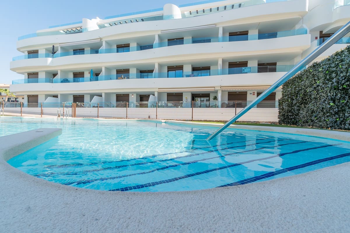 2 bedroom Apartment for sale in Orihuela Costa with pool - € 325,000 (Ref: 9518645)