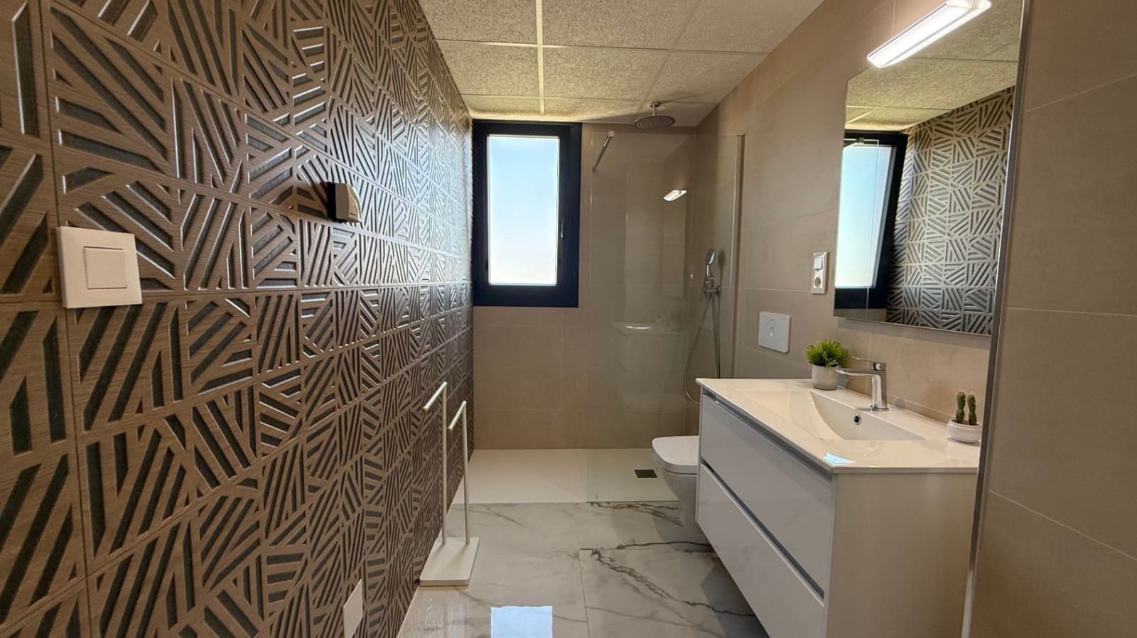 Apartamento de 2 habitaciones en Orihuela en venta con piscina garaje - 299.900 € (Ref: 9518704)