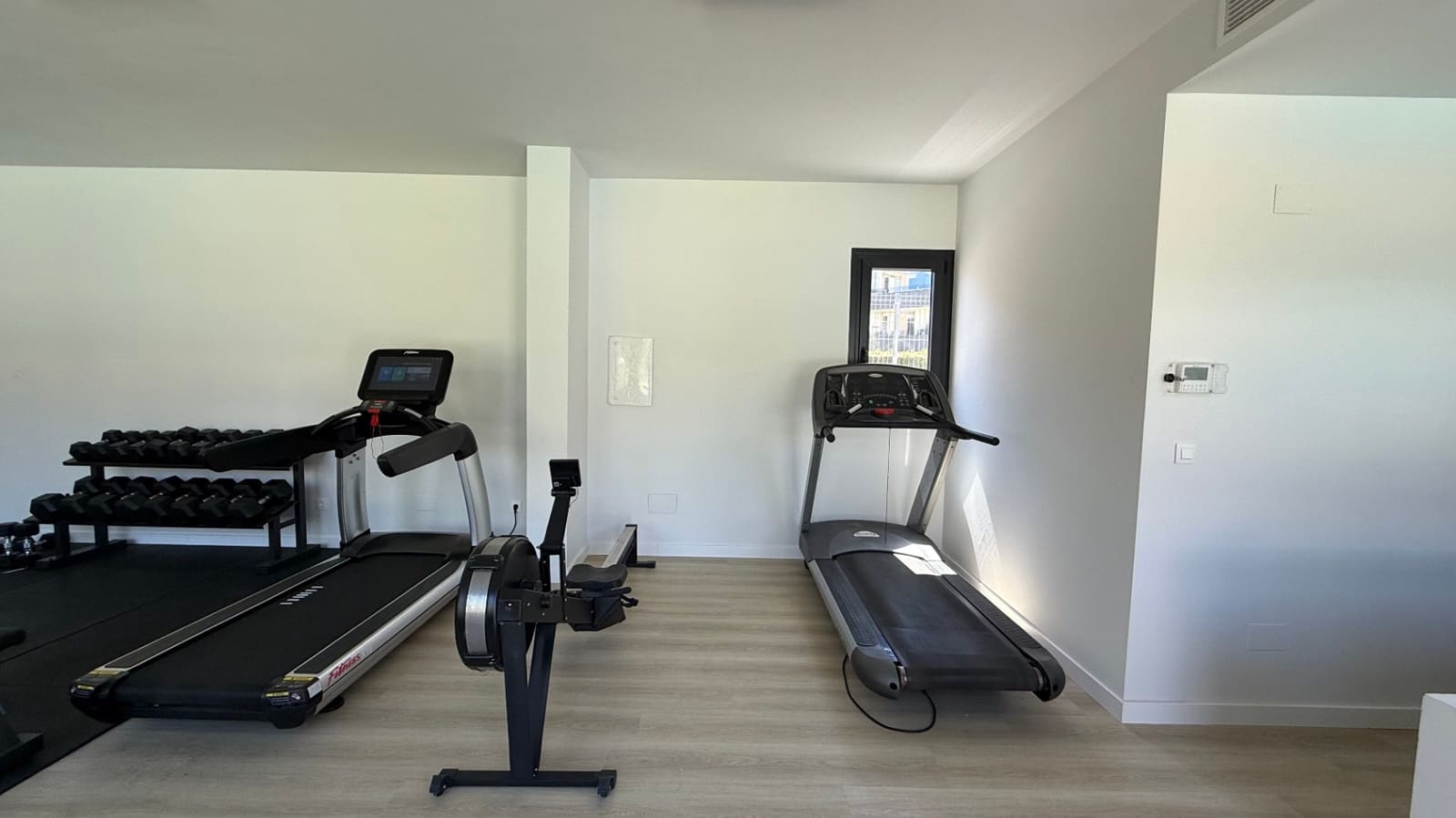 Apartamento de 2 habitaciones en Orihuela en venta con piscina garaje - 299.900 € (Ref: 9518704)