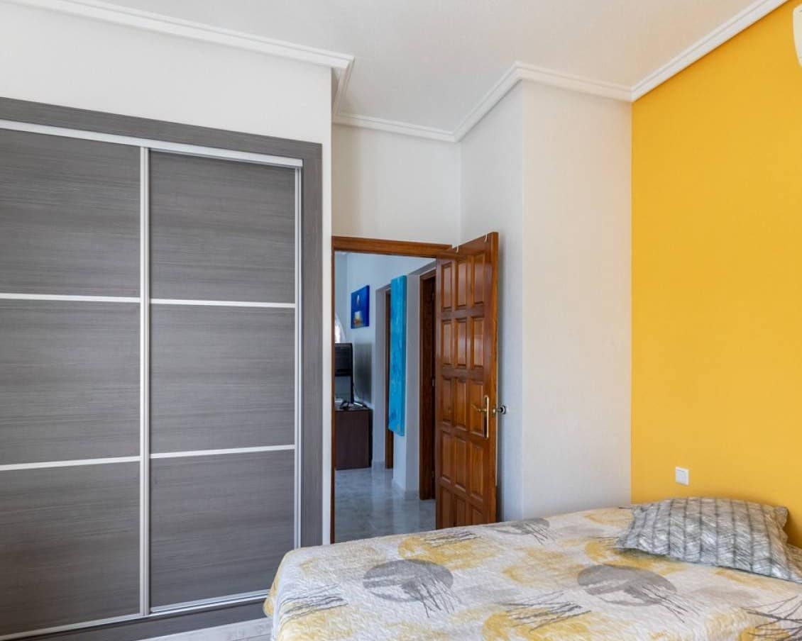 2 bedroom Villa for sale in Ciudad Quesada with pool - € 420,000 (Ref: 9520743)