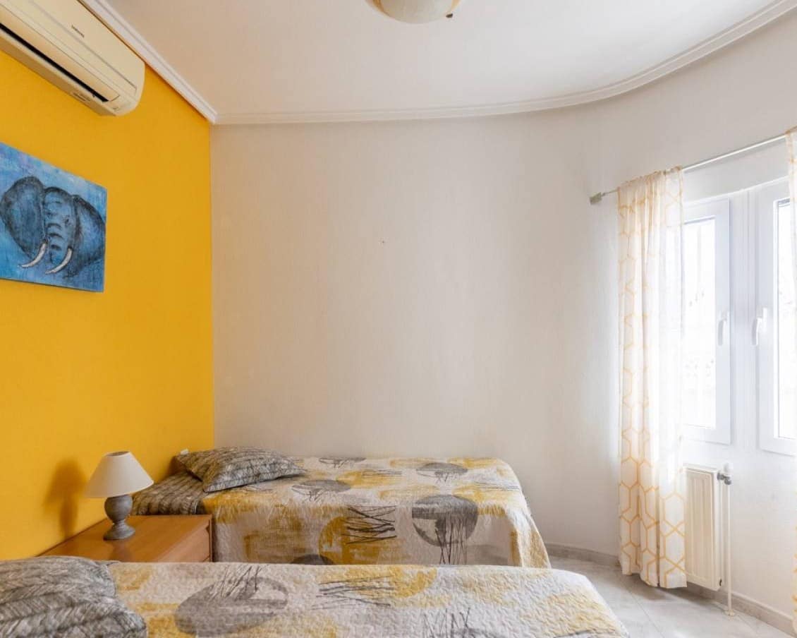 2 bedroom Villa for sale in Ciudad Quesada with pool - € 420,000 (Ref: 9520743)