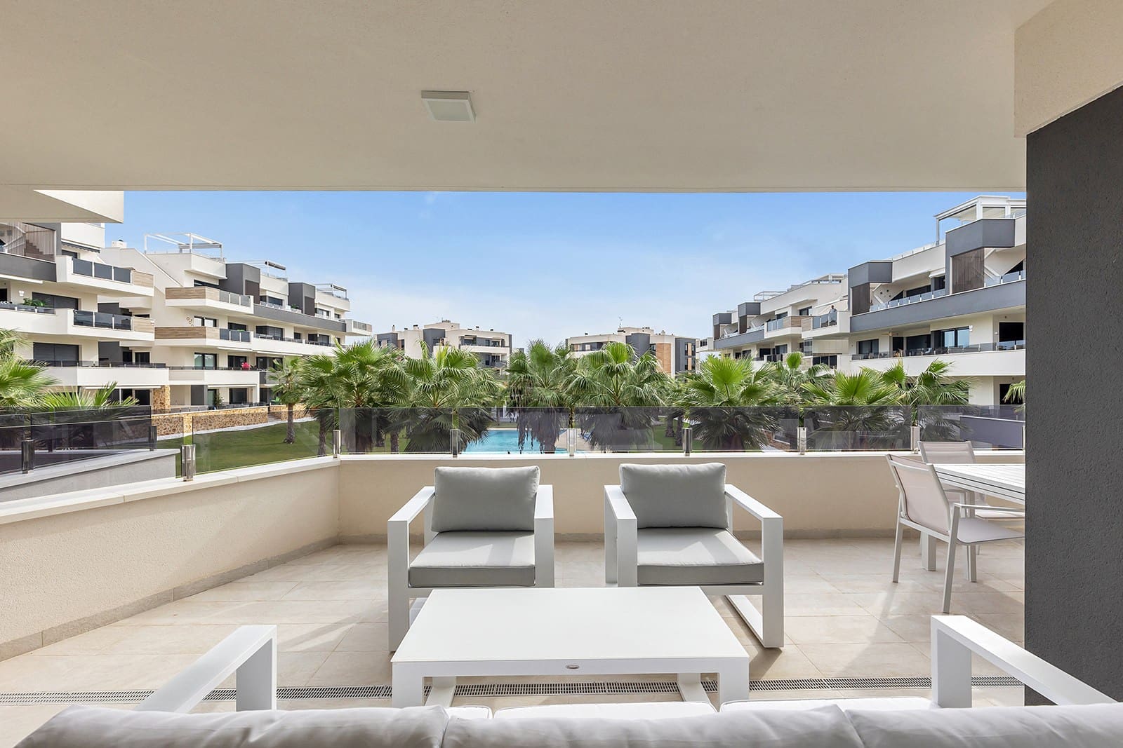 2 sovrum Lägenhet till salu i Orihuela Costa med pool garage - 310 000 € (Ref: 9521454)