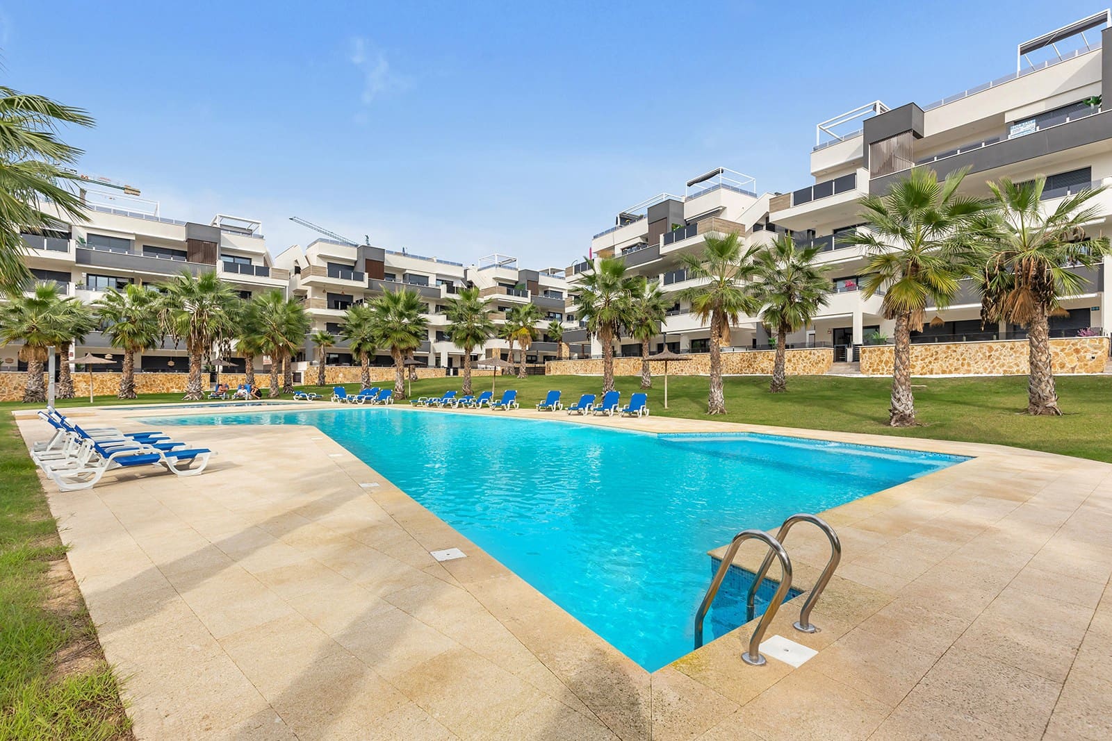 2 sovrum Lägenhet till salu i Orihuela Costa med pool garage - 310 000 € (Ref: 9521454)