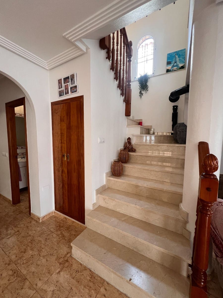 2 sovrum Villa till salu i El Raso med pool - 247 000 € (Ref: 9527280)