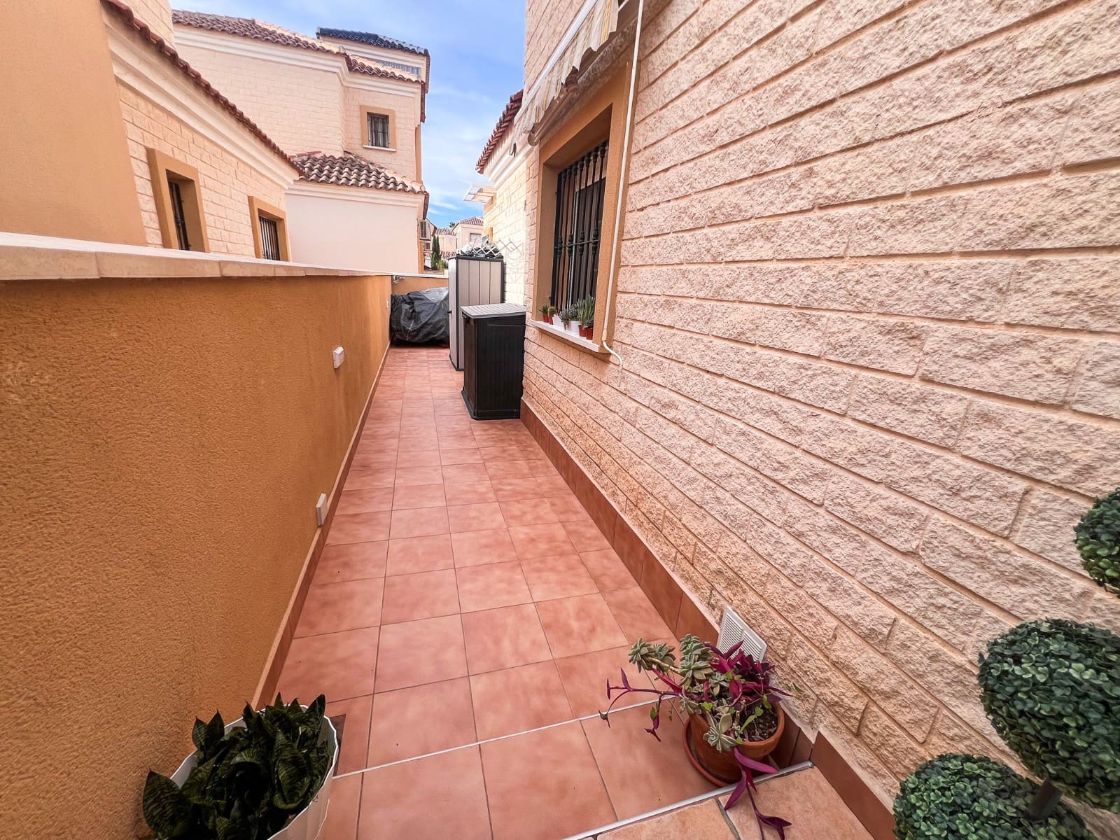 2 sovrum Villa till salu i El Raso med pool - 247 000 € (Ref: 9527280)