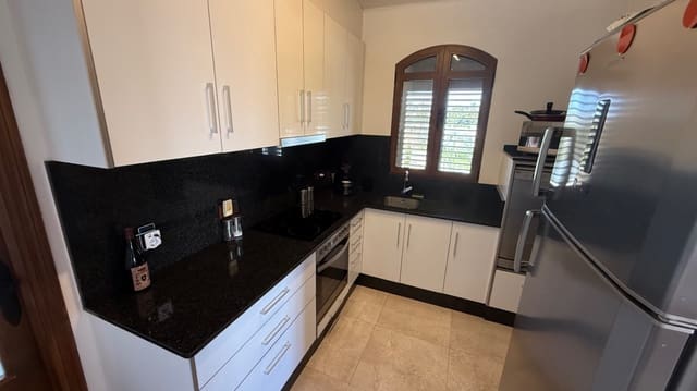 4 soveværelse Villa til salg i Villamartin, Orihuela med swimmingpool garage - € 790.000 (Ref: 9527282)