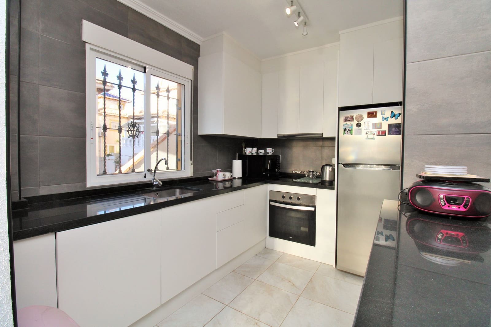 4 Zimmer Villa zu verkaufen in Playa Flamenca mit Pool - 399.950 € (Ref: 9543165)